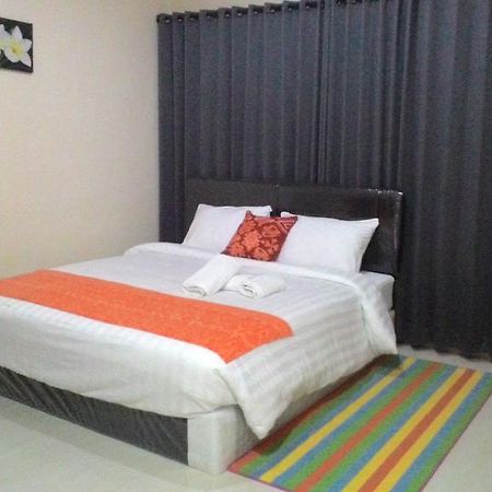 Griya Bun Sari Apartment Sukawati  Exterior photo