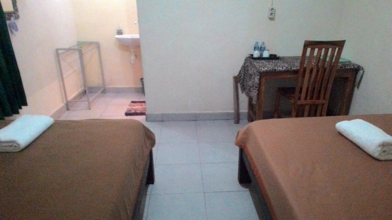Griya Bun Sari Apartment Sukawati  Exterior photo